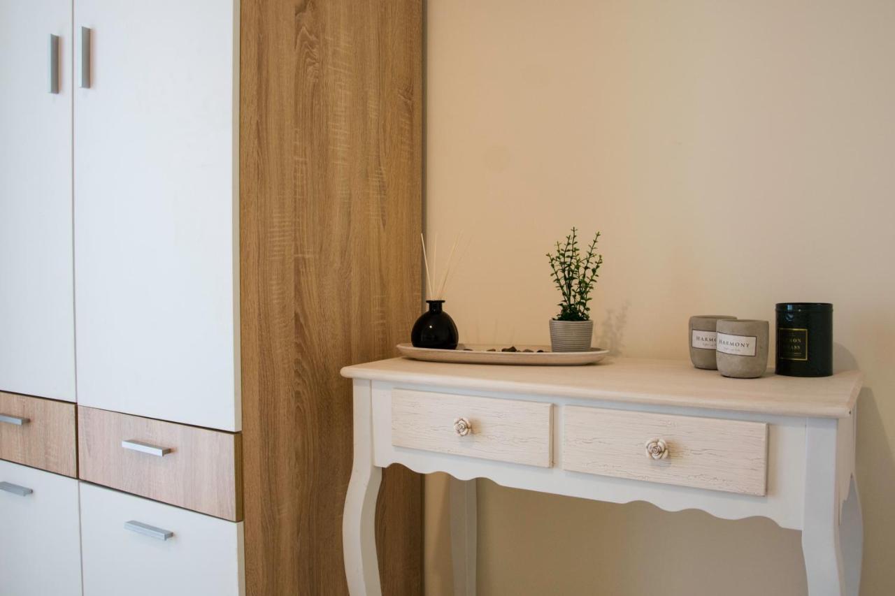 Aurelia Seaside Apartment กาวอส ภายนอก รูปภาพ